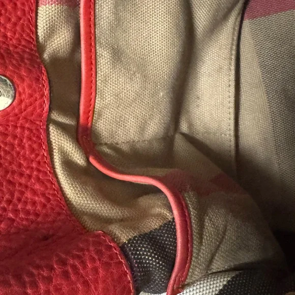 Beautiful BURBERRY bucket bag Red Leather Women's Bag - Picture 7 of 16
